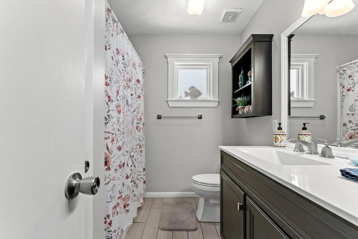 Beach Retreat With Golf Cart And Endless Amenities Panama City Beach 0*,