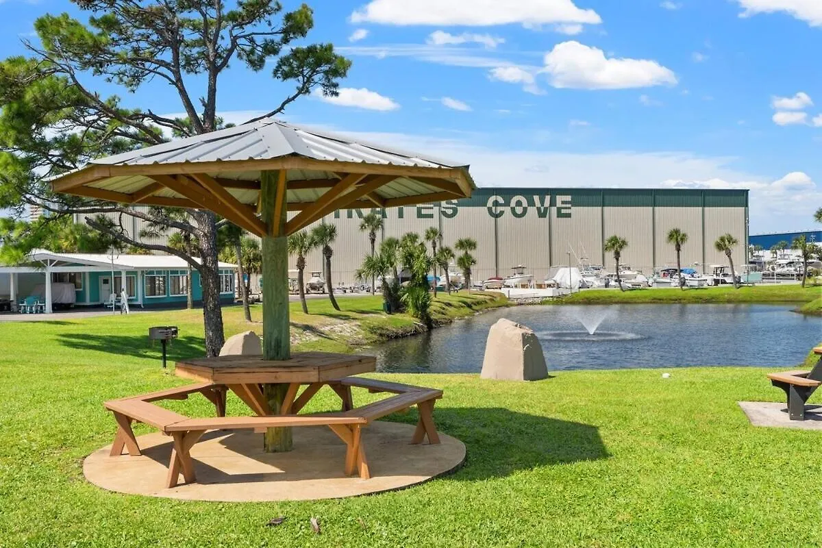 Beach Retreat With Golf Cart And Endless Amenities Panama City Beach 0*,